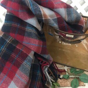 VINTAGE PENDLETON TARTAN PLAID WOOL FRINGED THROW BLANKET RED/GRAY/BLACK 72"x49"